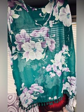 Floral Green Sheer Tunic Top with Tassel Hem
